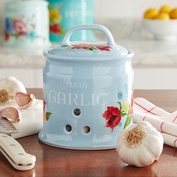 The Pioneer Woman Kitchen New Pioneer Woman Melody Garlic Keeper Canister Poshmark